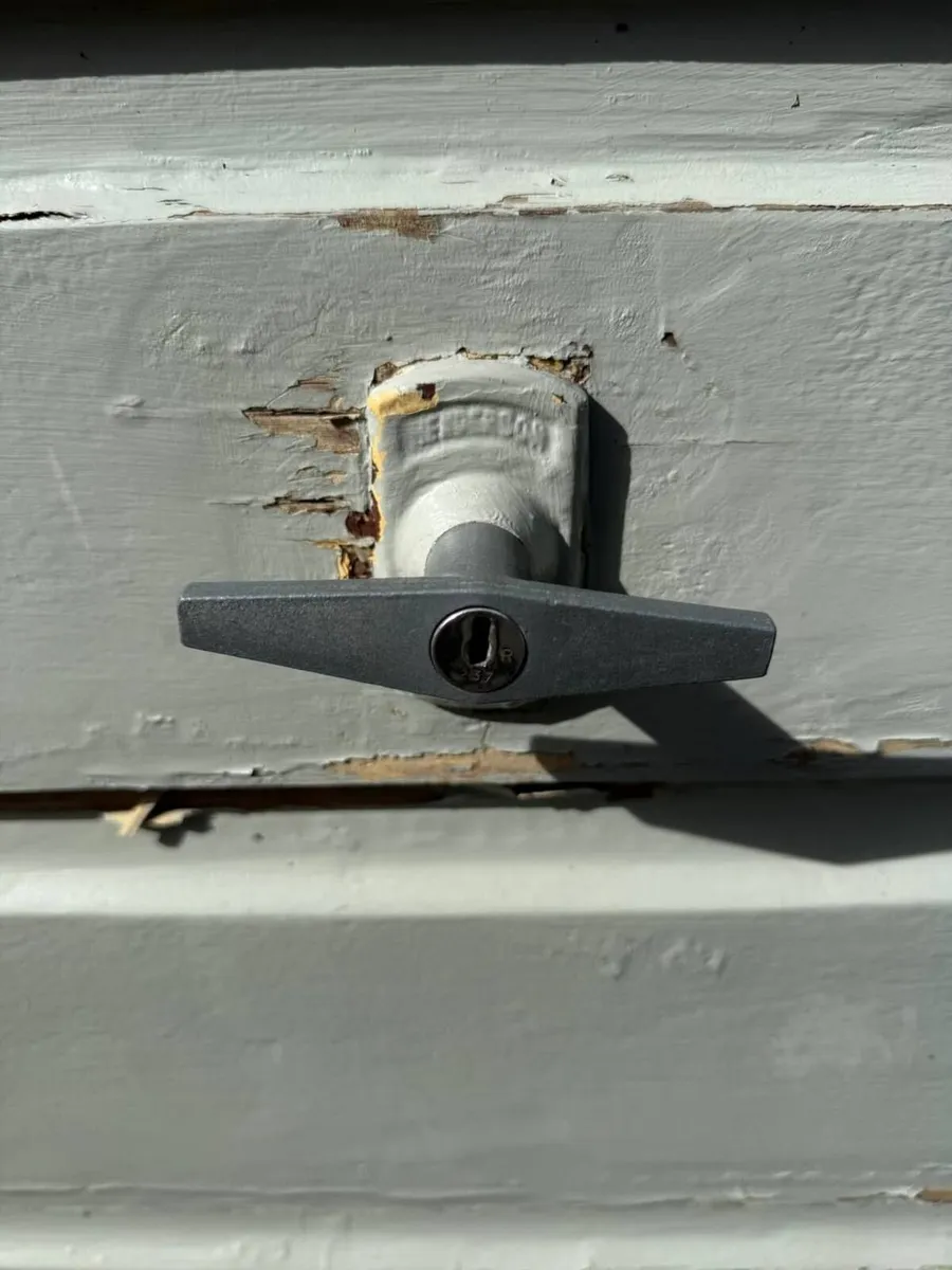 Handyman services – mounting, assembly, repairs - Image 2