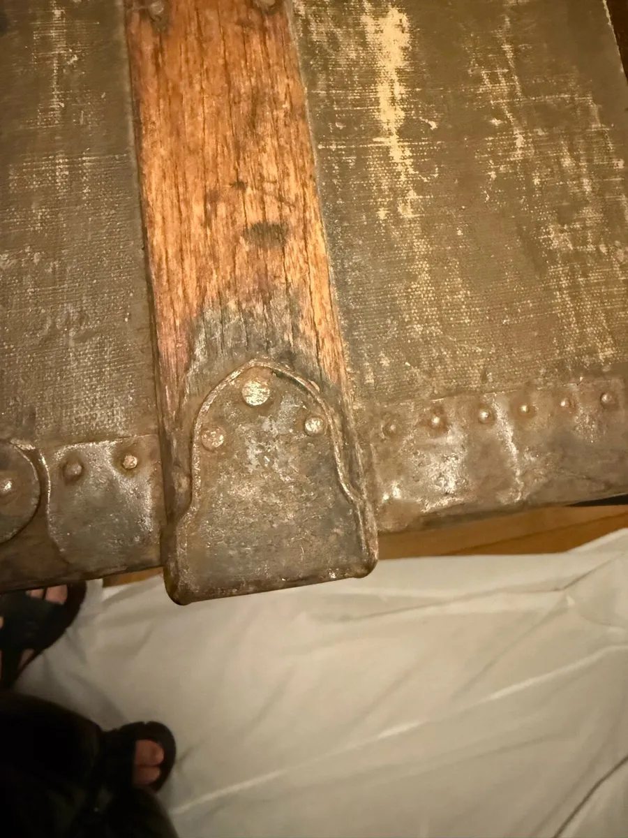 Large Vintage Chest - Image 2