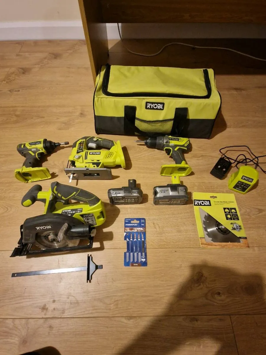Ryobi battery power tool set - Image 1