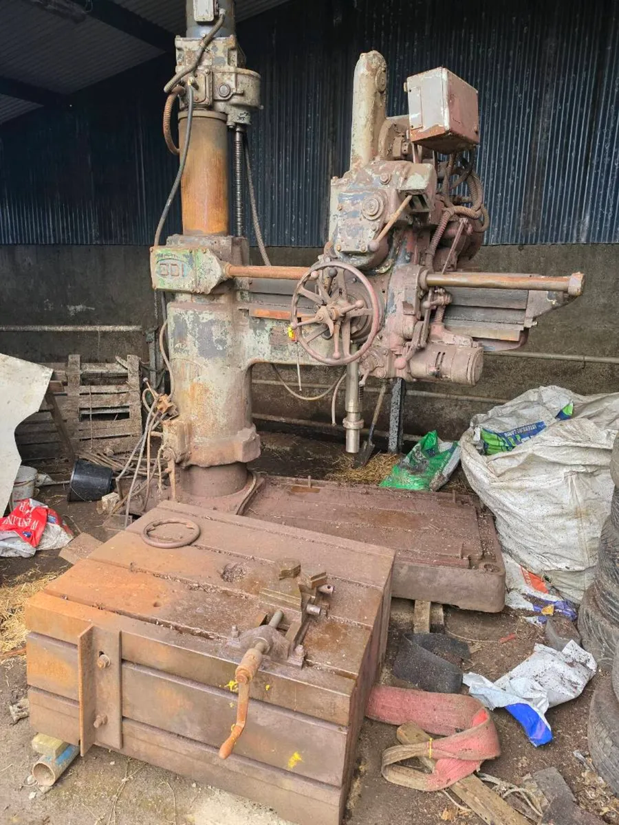 Radial arm drill - Image 1