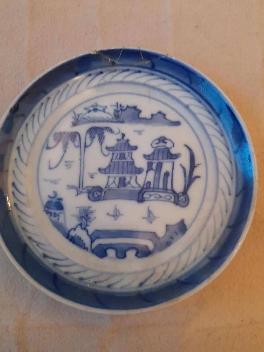 Vintage plate