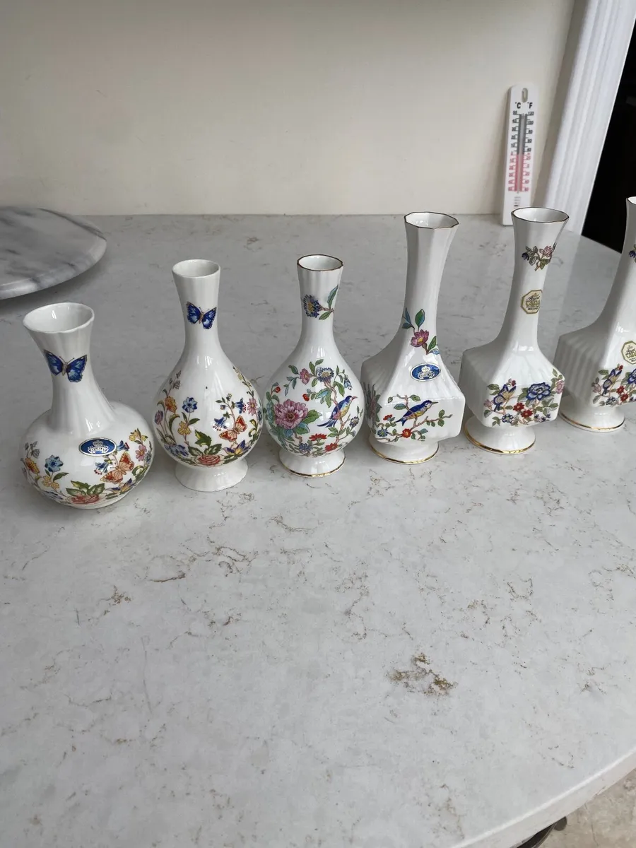 Aynsley and Galway royal Tara china - Image 1