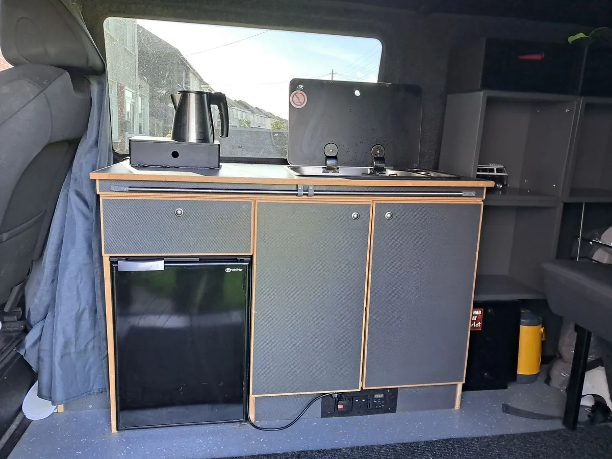 Vw camper van - Image 2