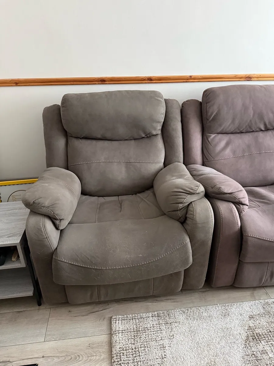 Corner sofa and armchair - Image 3