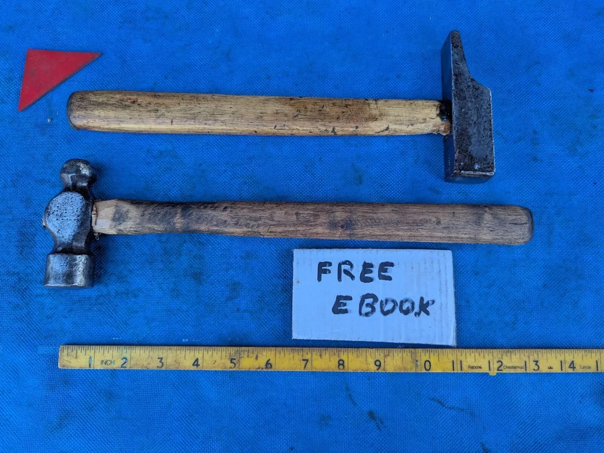 Pair of 1lb Metalwork Hammers - Image 1