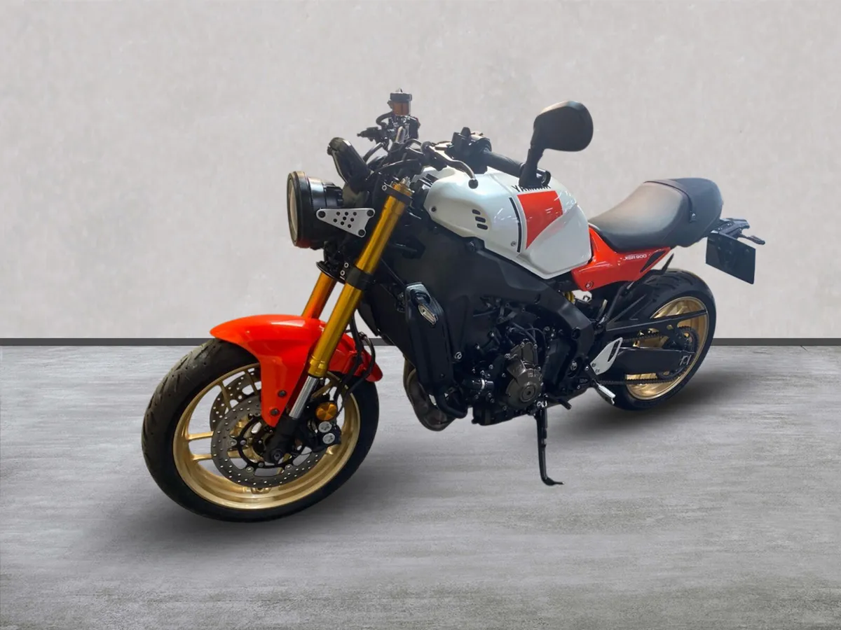 YAMAHA XSR 900/ NI Registered March 2024 - Image 4