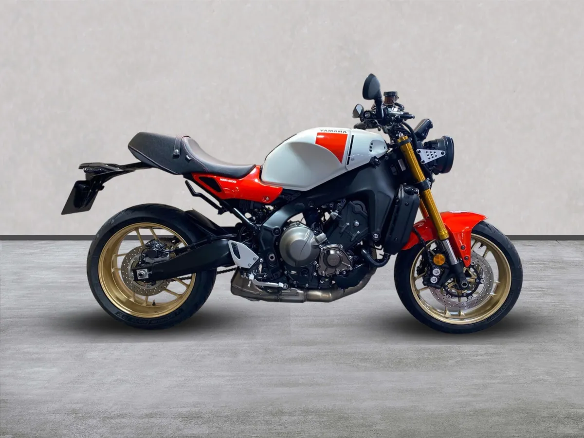 YAMAHA XSR 900/ NI Registered March 2024 - Image 1