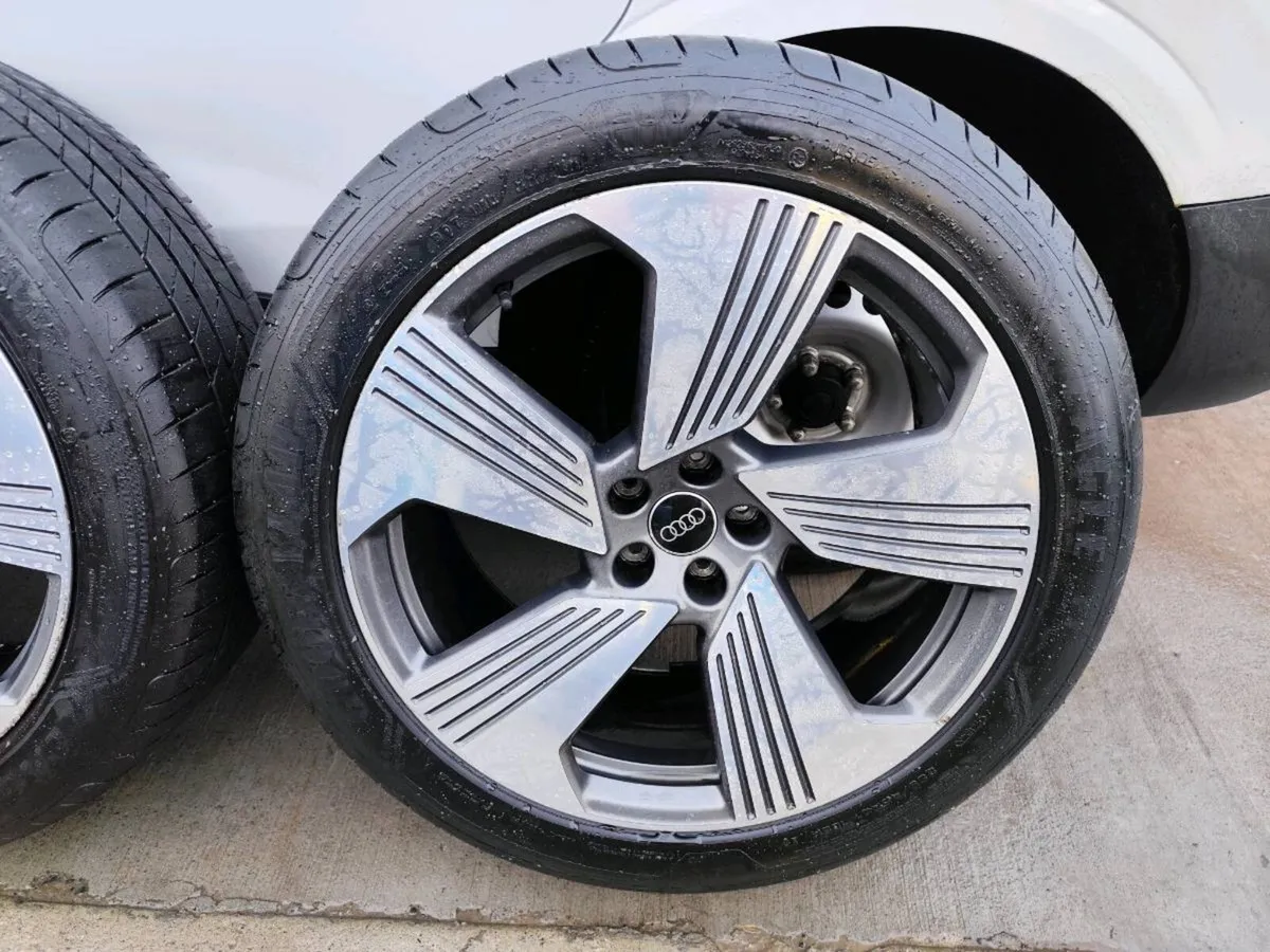 21" Audi alloy wheels - Image 2