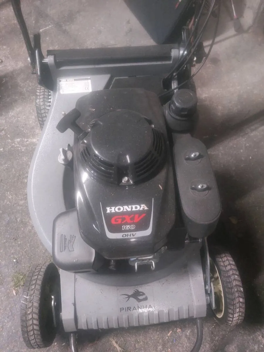 Honda piranha  self drive mower commercial grade