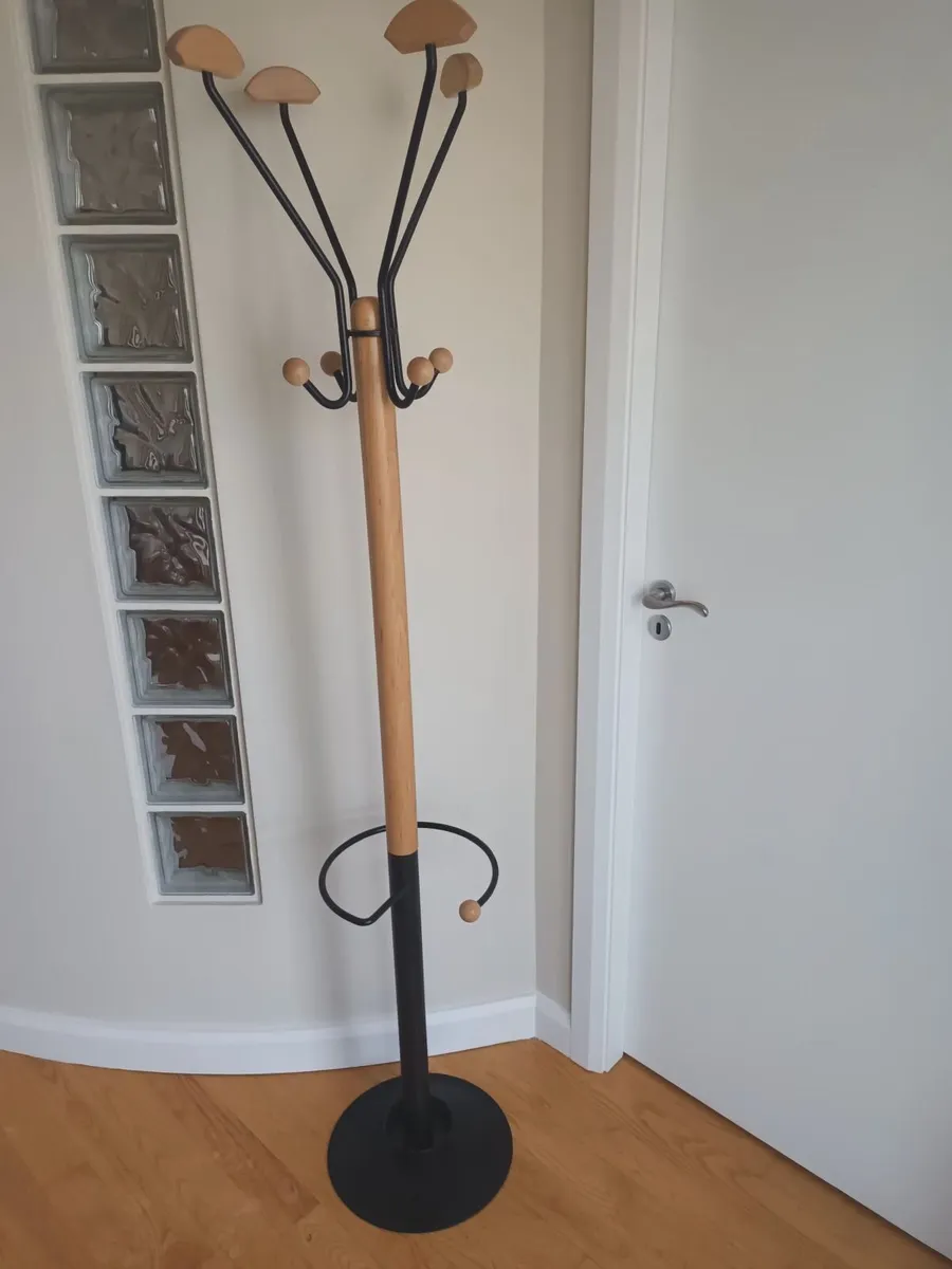 Coat stand