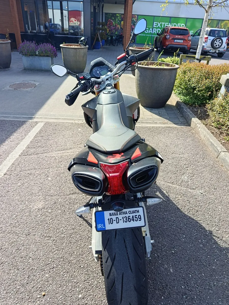 Aprilia Other 2010 - Image 3