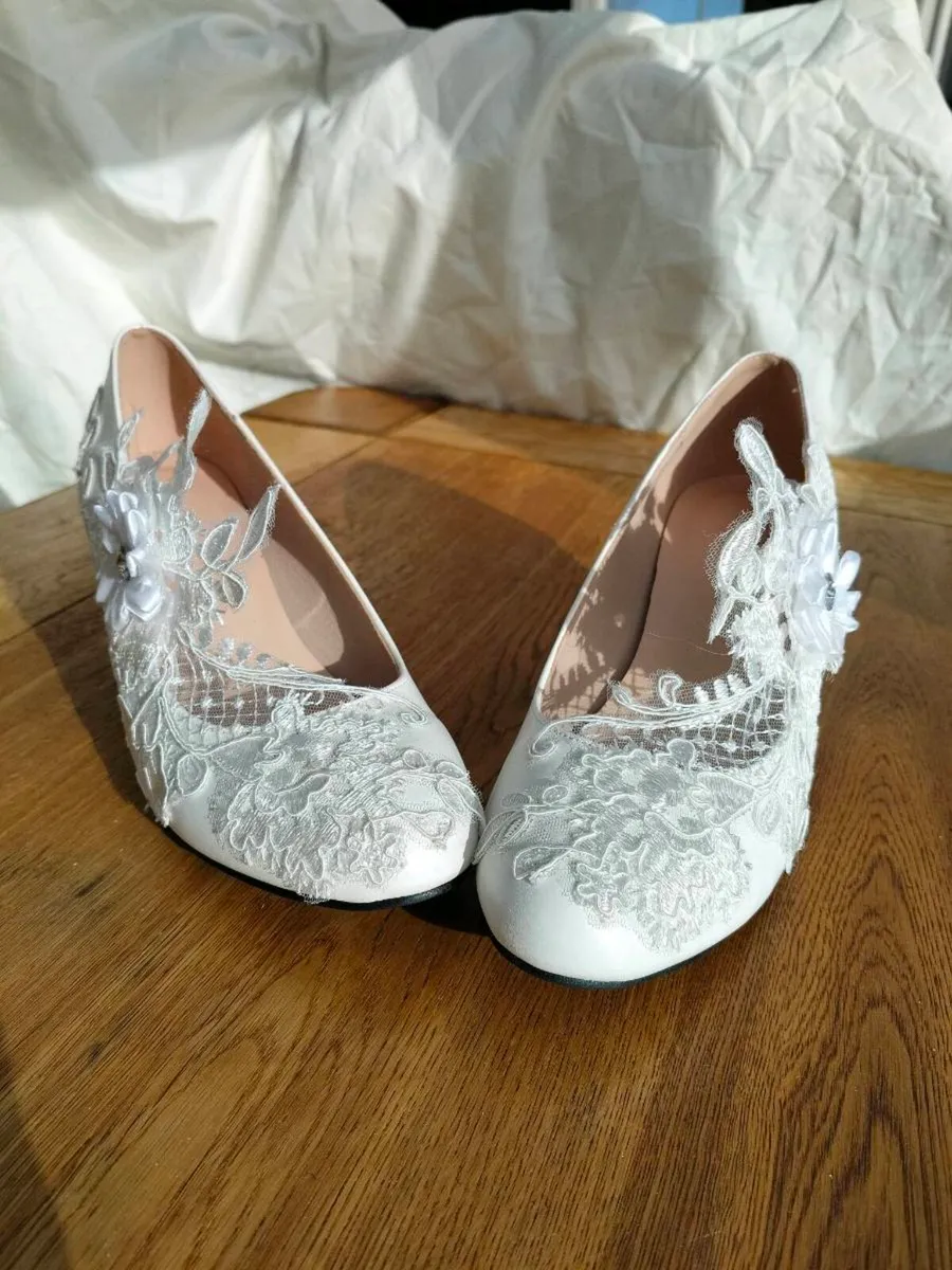 Wedding shoes - Image 1