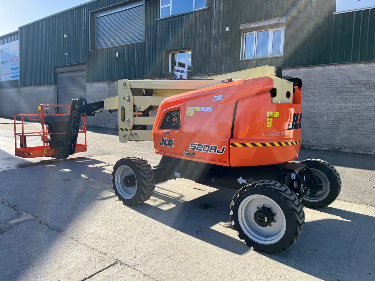 New JLG 520AJ Articulating Boom Lifts - Image 4
