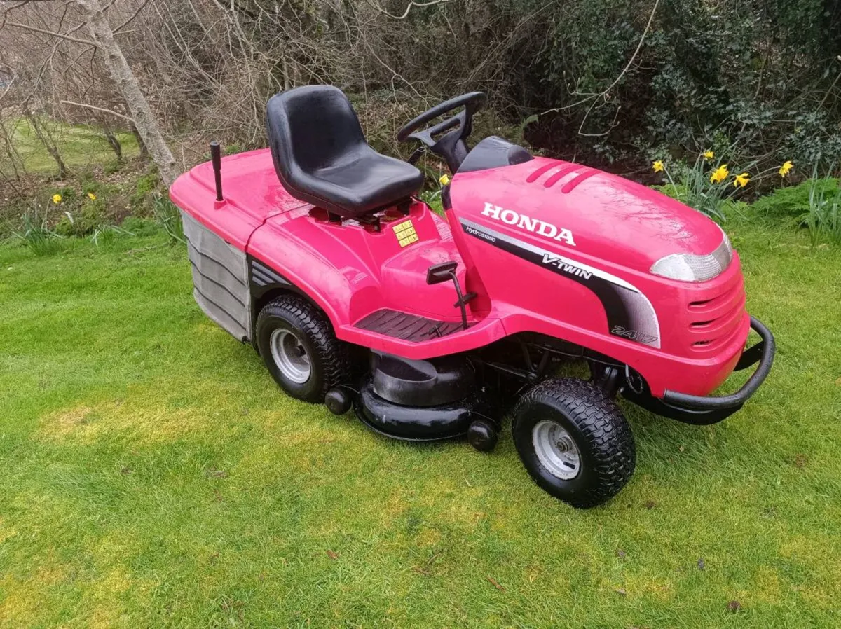 Ride on mower - Image 3