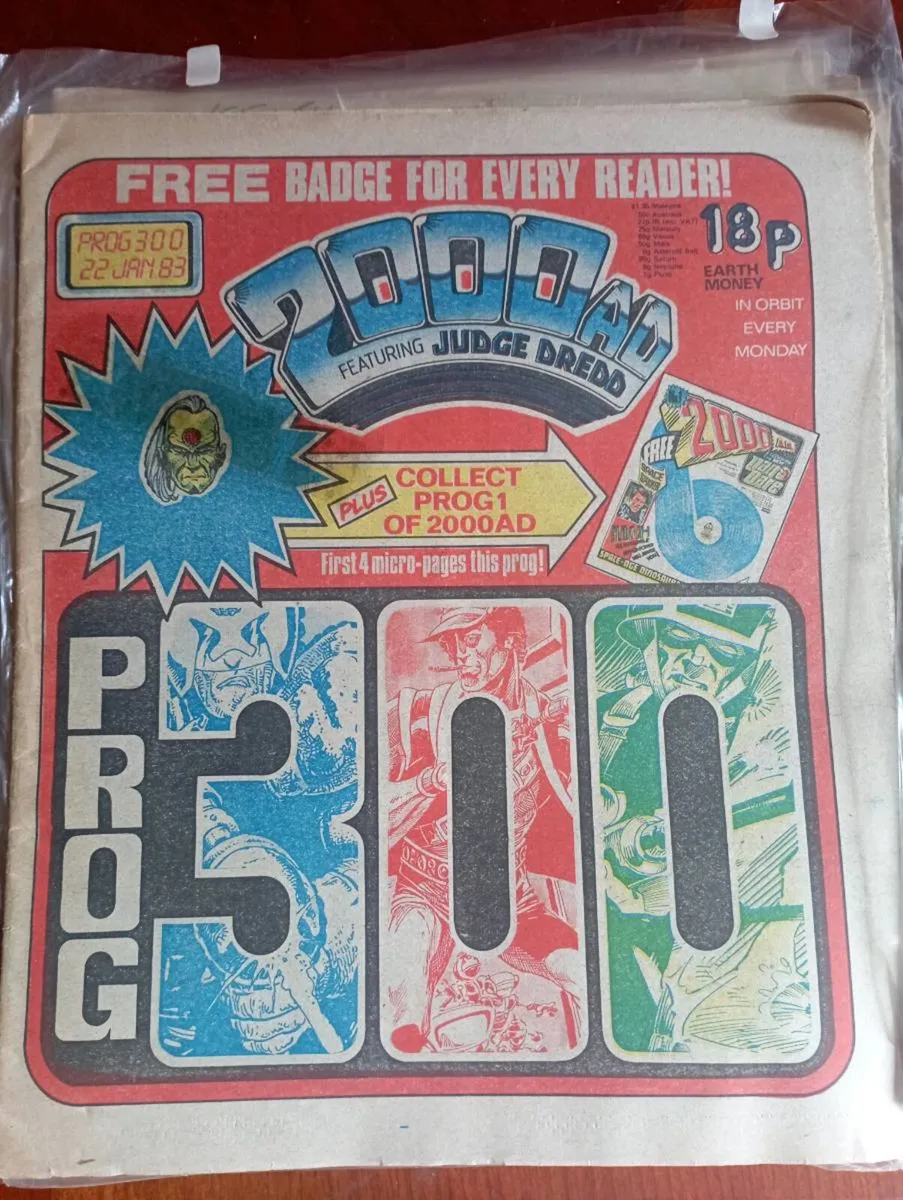 BUNDLES  OF JUDGE DREDD & VICTOR COMICS FOR SALE . - Image 1