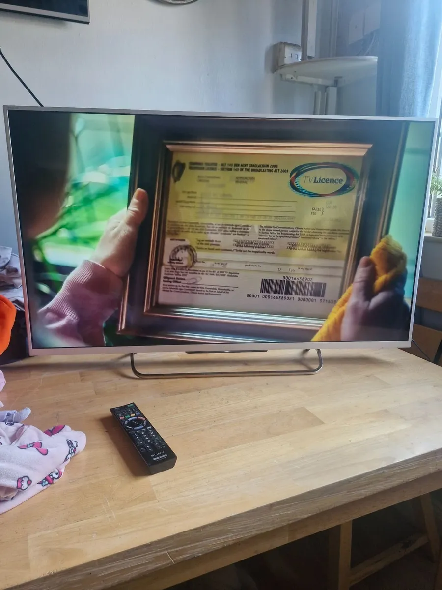 Sony 42in TV - Image 3