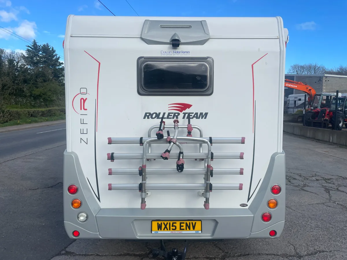 2015 RollerTeam Zefiro 690G-6 Berth/Belt - Image 4