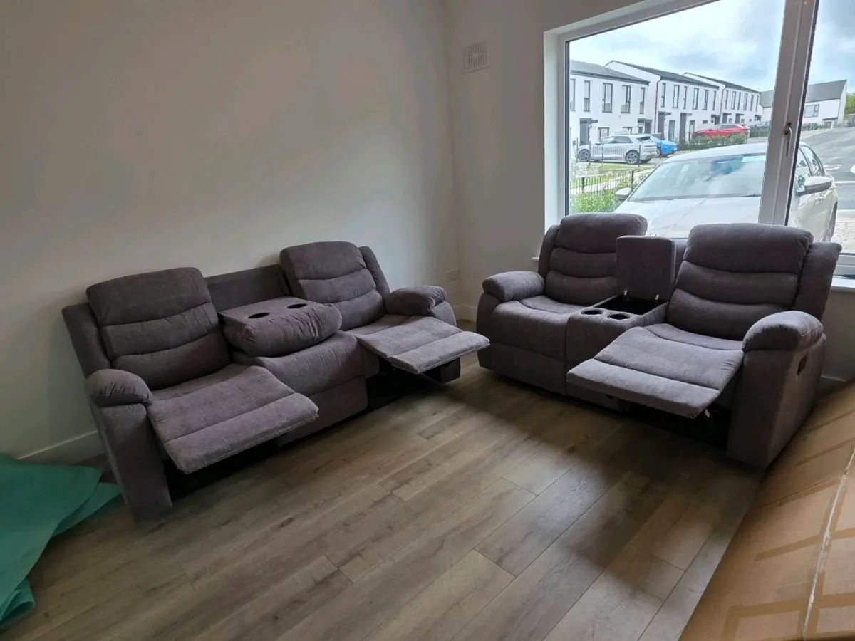 New 3+2 fabric sofas - Image 1