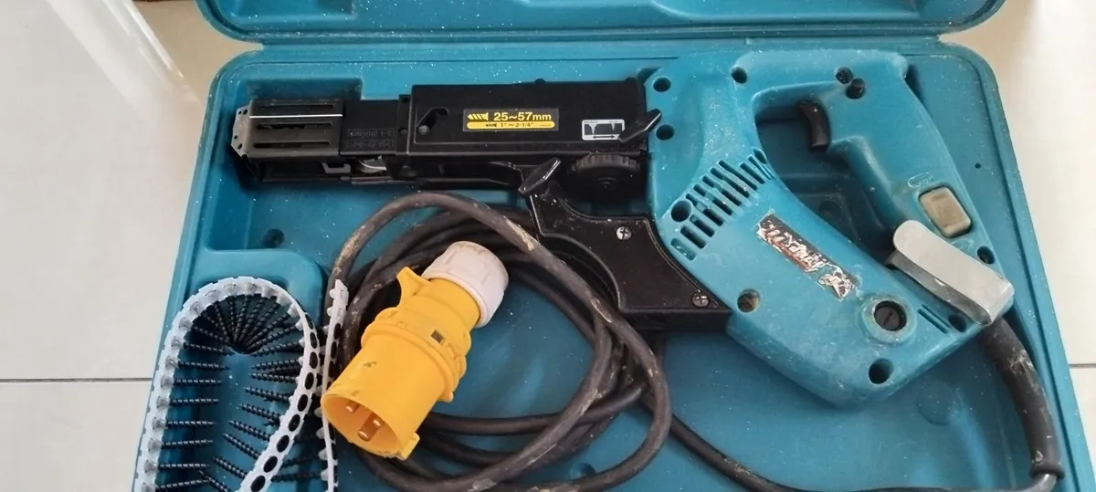 Makita 6834 Autofeed 110v - Image 1