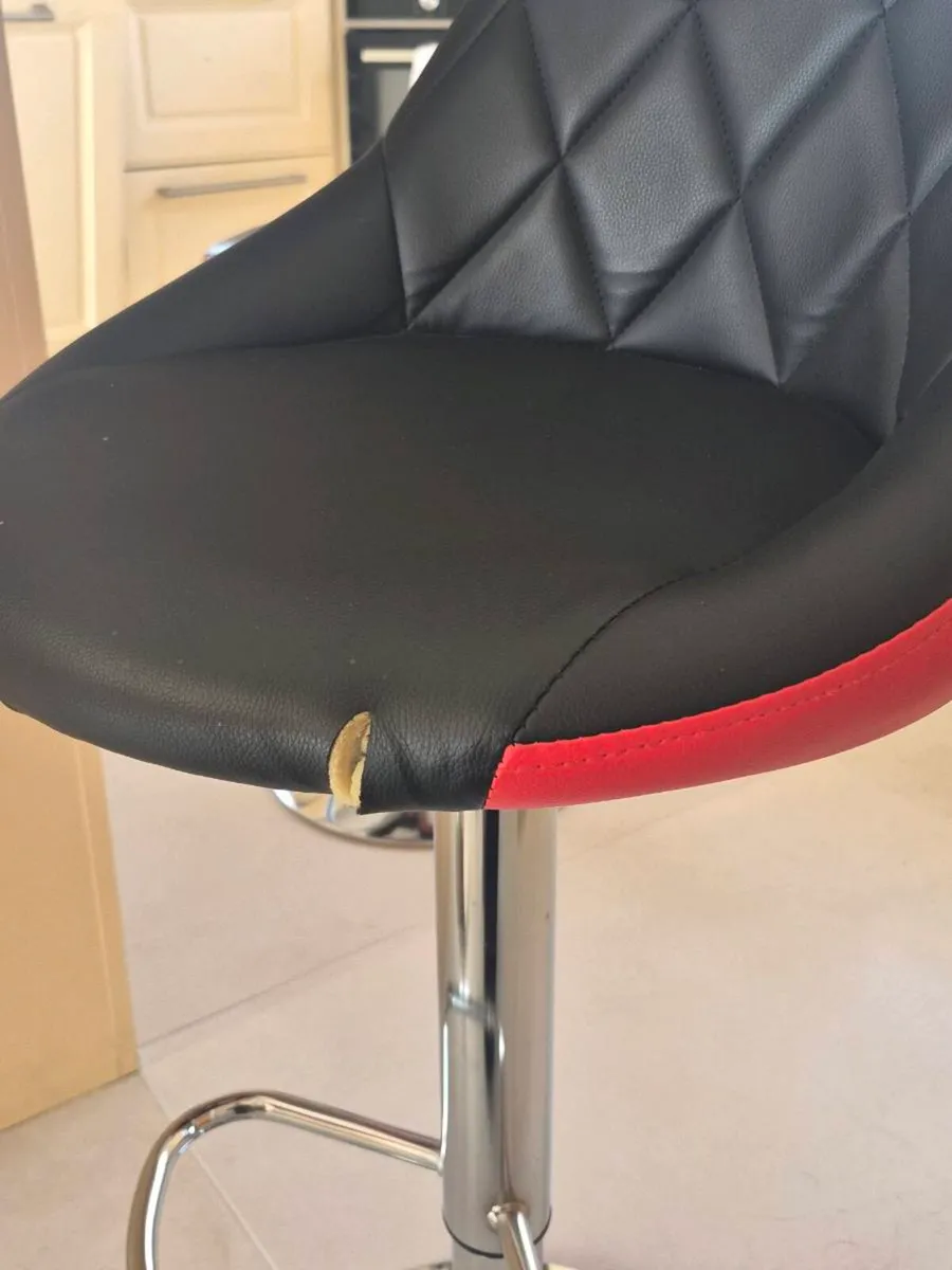 Bar stools x 4 - Image 2