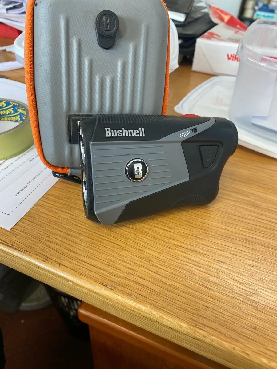 Bushnell Tour V5 rangefinder - Image 2