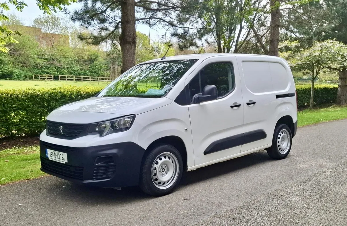 Peugeot Partner 2019 DOE 4/27 - Image 1