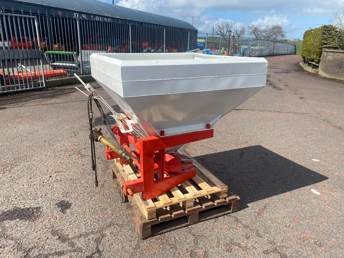 Kuhn / Rauch ZSA Fertiliser Spreader - Image 3