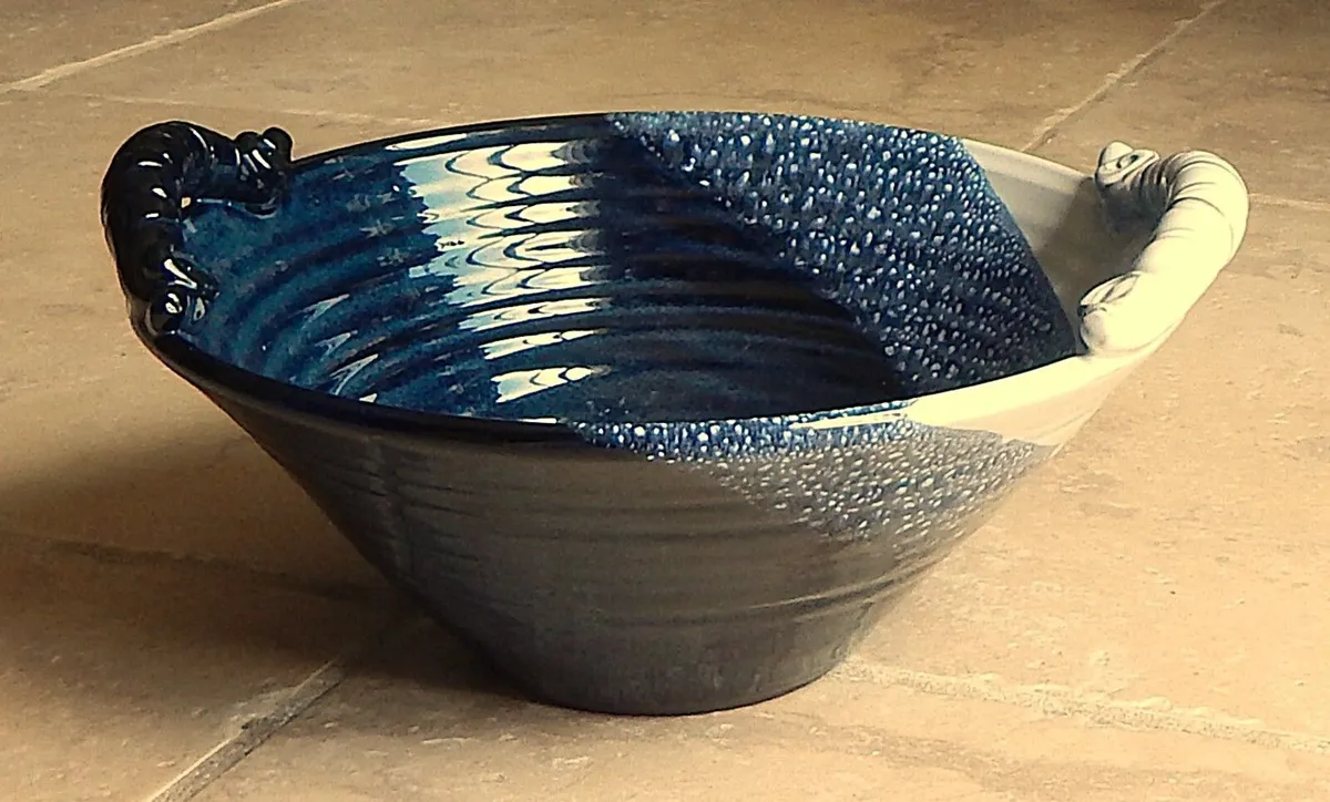 Selection of 3 Paul Maloney ‘Ocean’ Pottery Pieces - Image 4