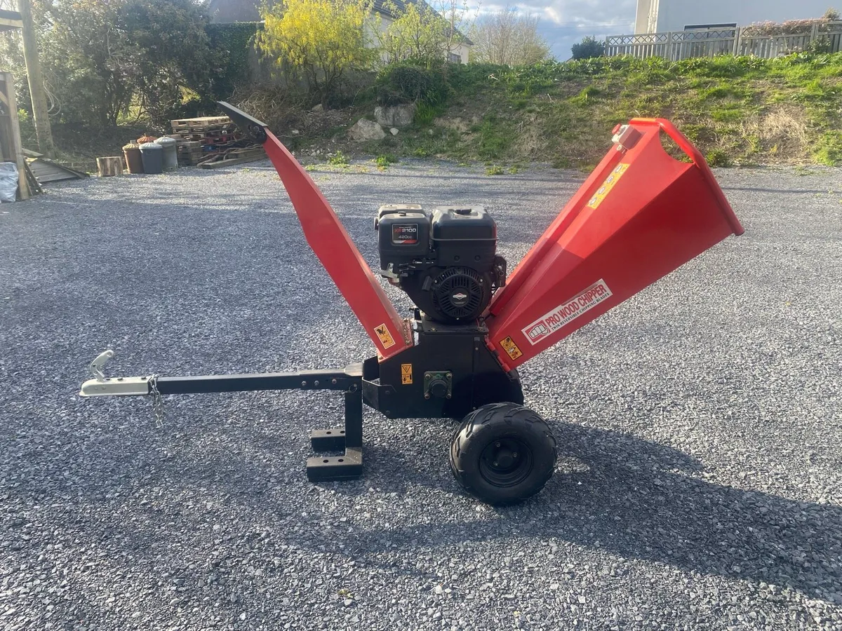 15HP Wood Chipper / Briggs & Stratton woodchipper - Image 1