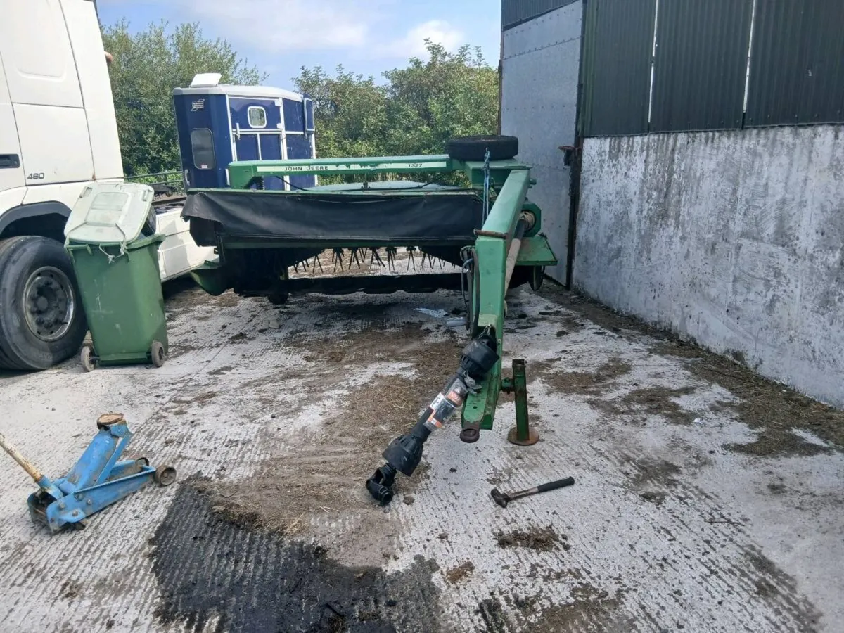 John deere mower - Image 2