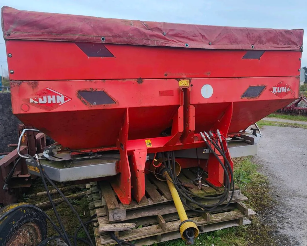 Kuhn Fertiliser Spreader - Image 1