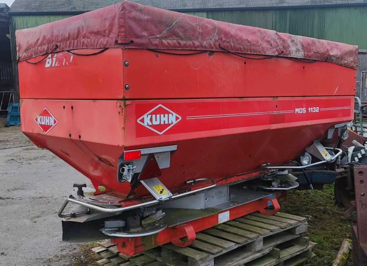 Kuhn Fertiliser Spreader - Image 2