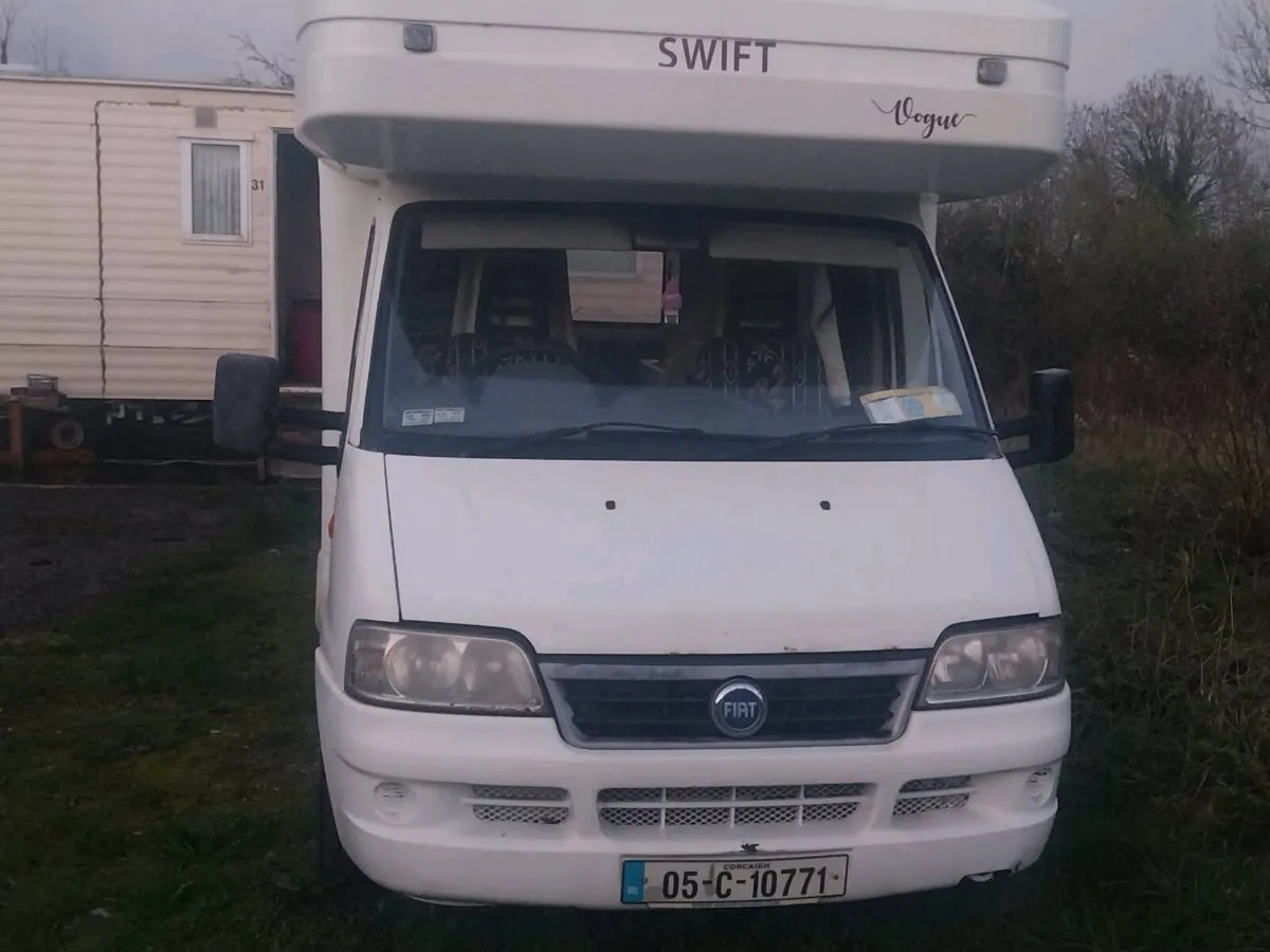 Camper - Image 1