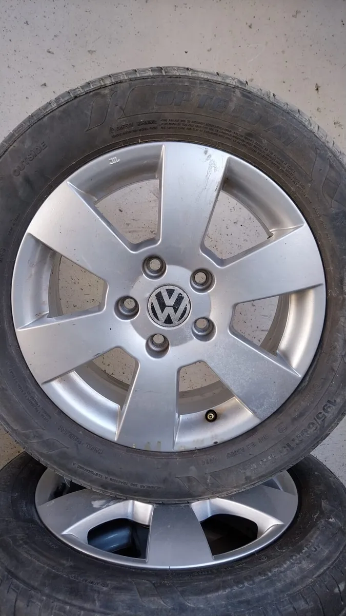 2011 Volkswagen Golf 15" Alloy Wheels Set 195/60R1 - Image 2