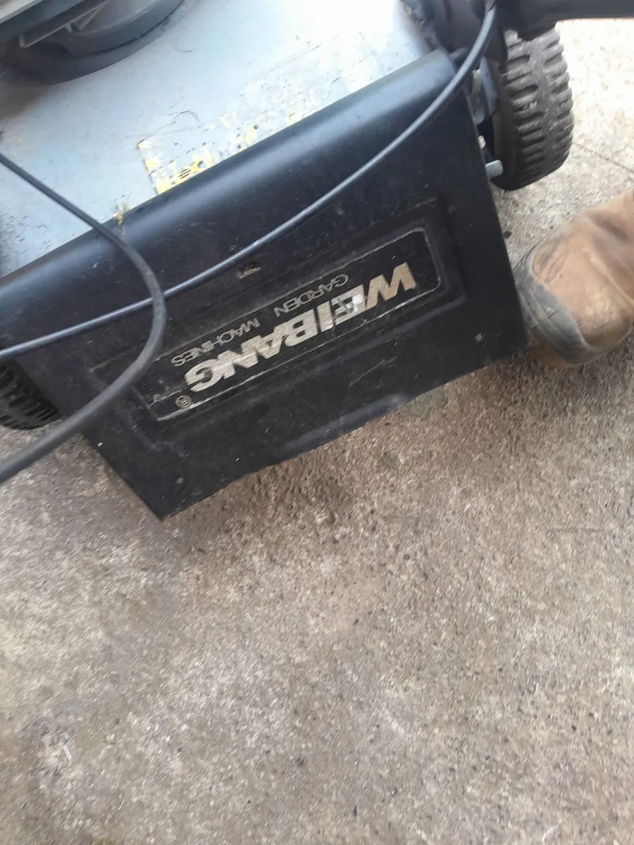 Lawnmower - Image 3
