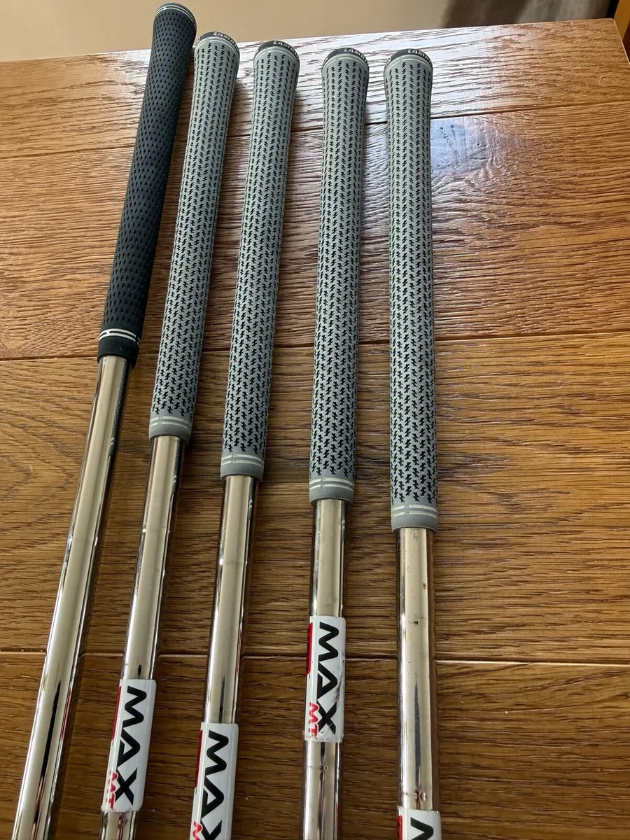 Golf Clubs Left Handed - Image 1