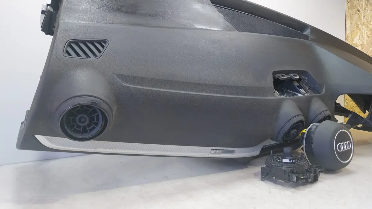 2018 Audi Q2 Airbag Set - Image 3