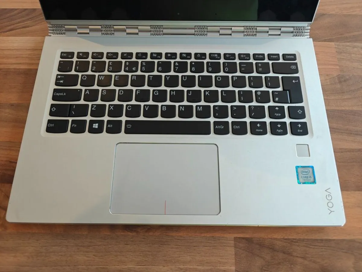 Lenovo Yoga 910 | i5 | 8GB | 256GB | 13.9" 4K - Image 2