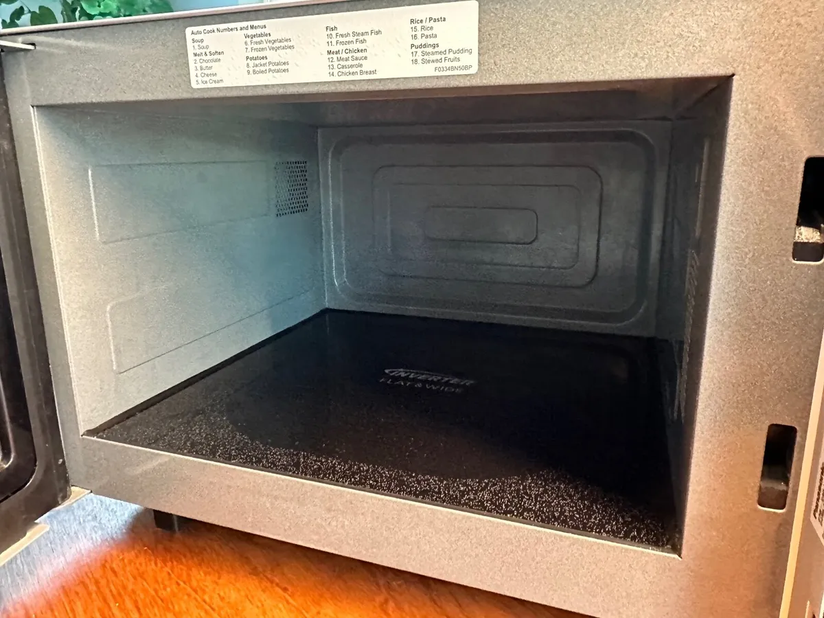 Panasonic Microwave - Image 3