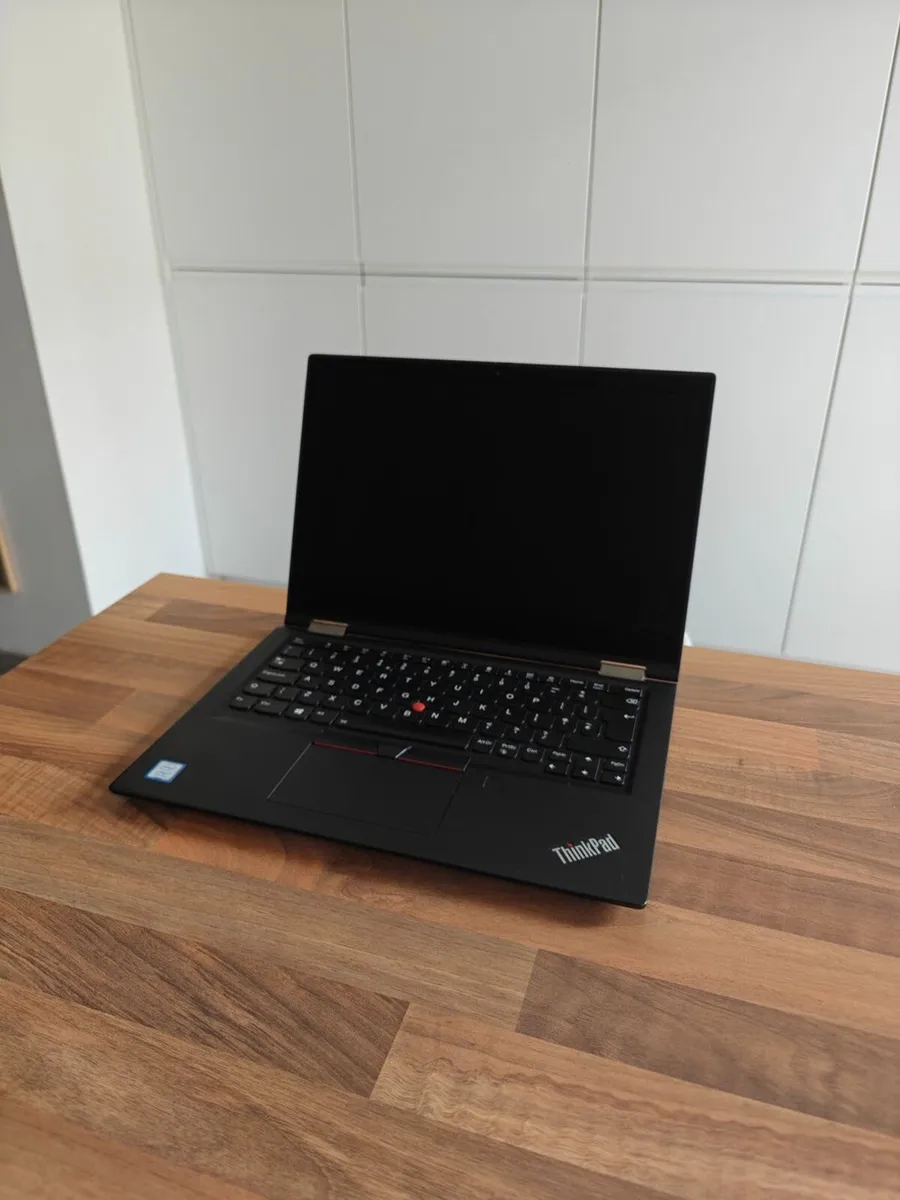 Lenovo ThinkPad X390 Yoga Touchscreen Laptop - Image 2