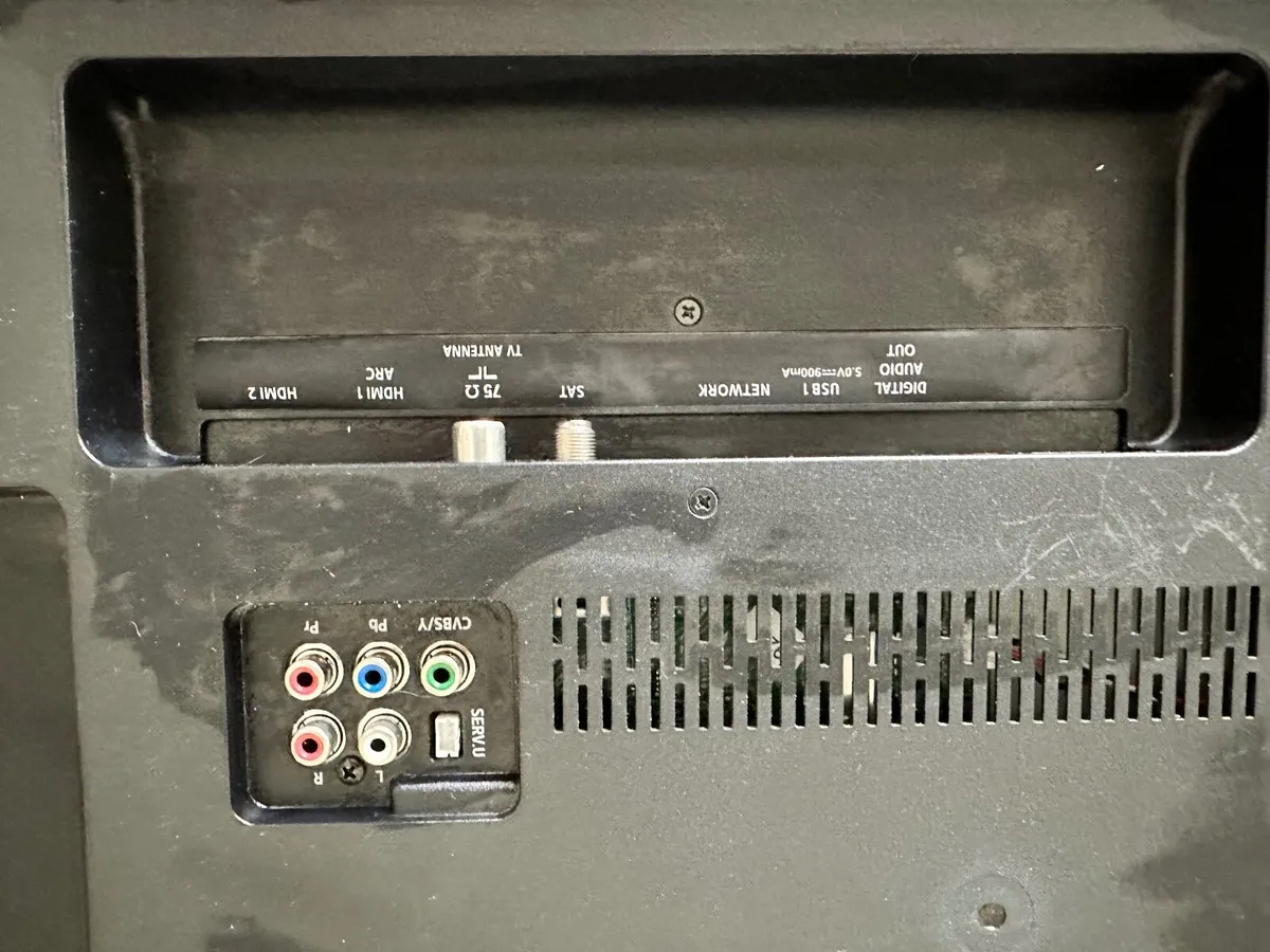 Philips Television - Image 2