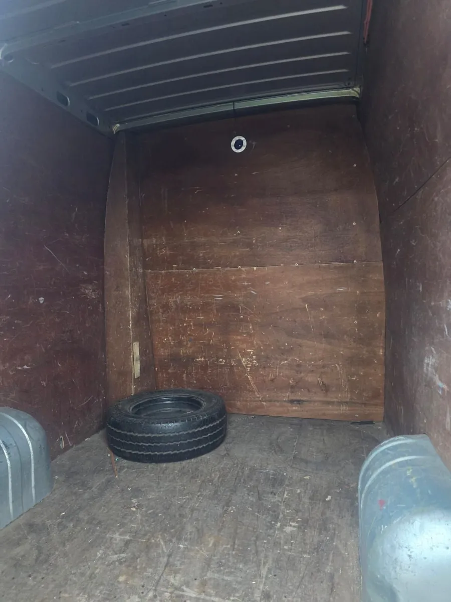 Nissan Interstar 2008 CrewCab - Image 4