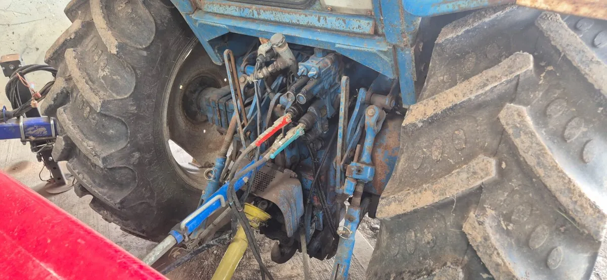 Ford  7610 - Image 3