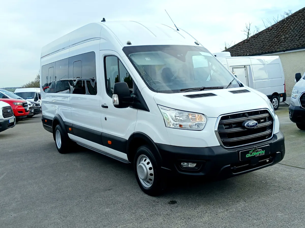 Ford Transit minibus 17 seater trend 2022 - Image 3
