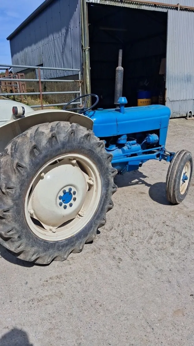 Ford super dexta - Image 4