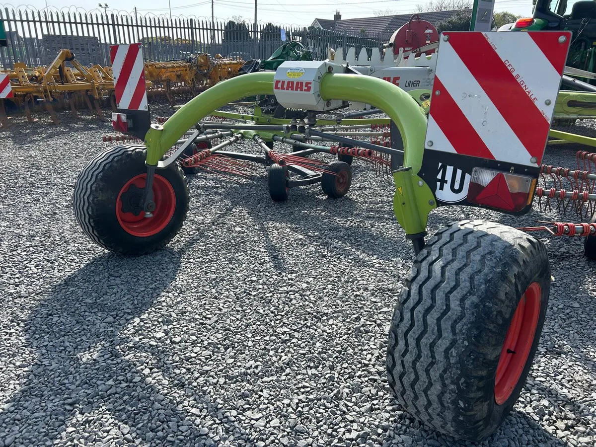 2020 Claas Liner 2900 Rake - Image 4