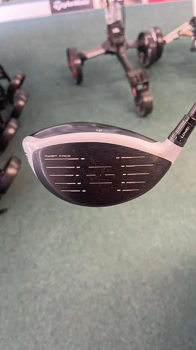 Taylormade Sim2 MAX 10.5 Regular €275 - Image 3