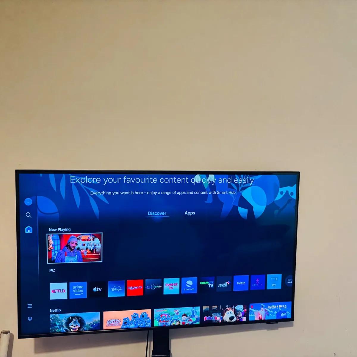 Samsung TV 42 Inches - Image 1