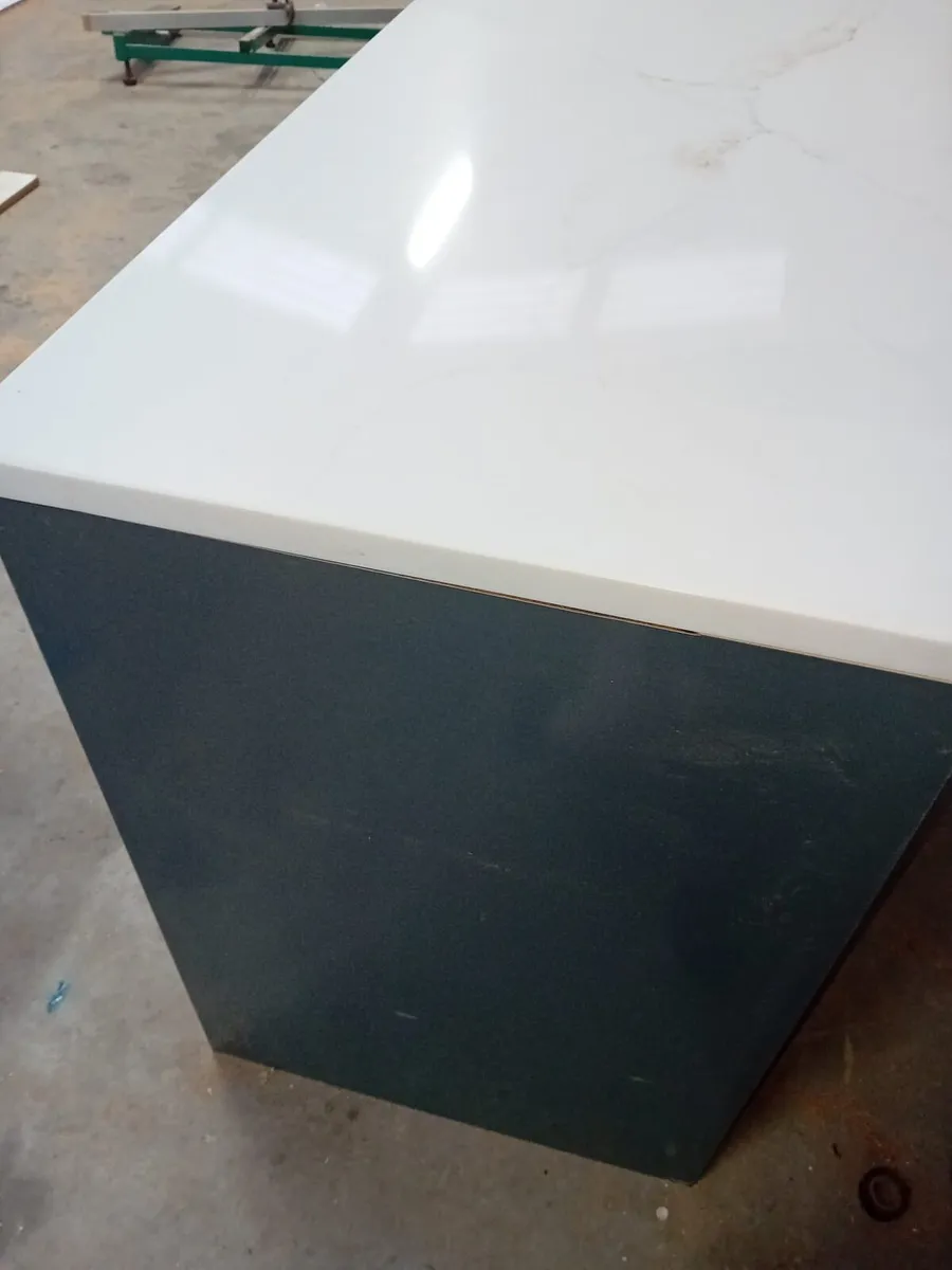 Kitchen island new still in workshop 1800mm x600 - Image 4