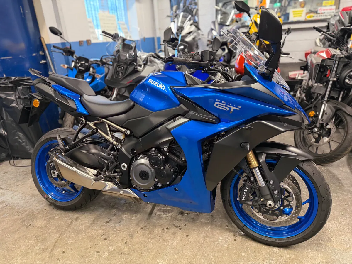 2022 Suzuki GSX1000 GT - Image 2